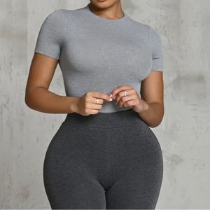 Basix Sculpt Short Sleeve Bodysuit - Light Grey